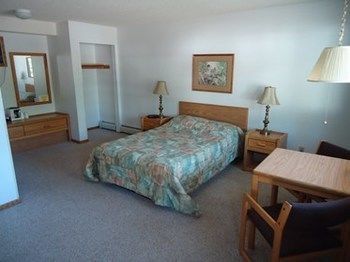 Red Door Resort & Motel Aitkin Bagian luar foto
